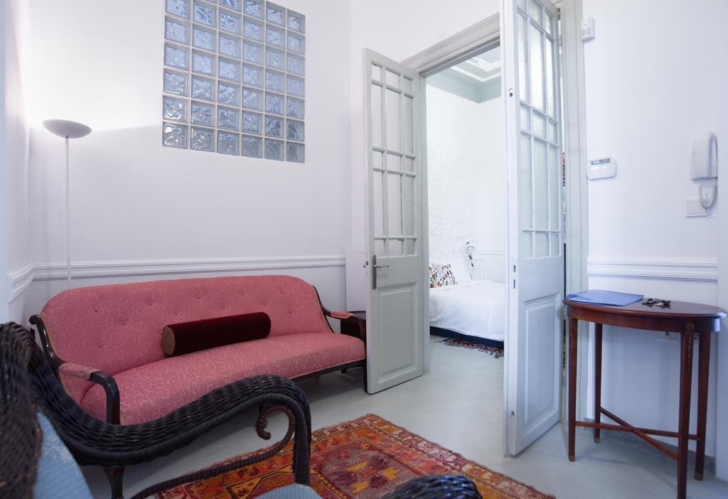 Neoclassical House At Metro Station Attiki Αθήνα Εξωτερικό φωτογραφία